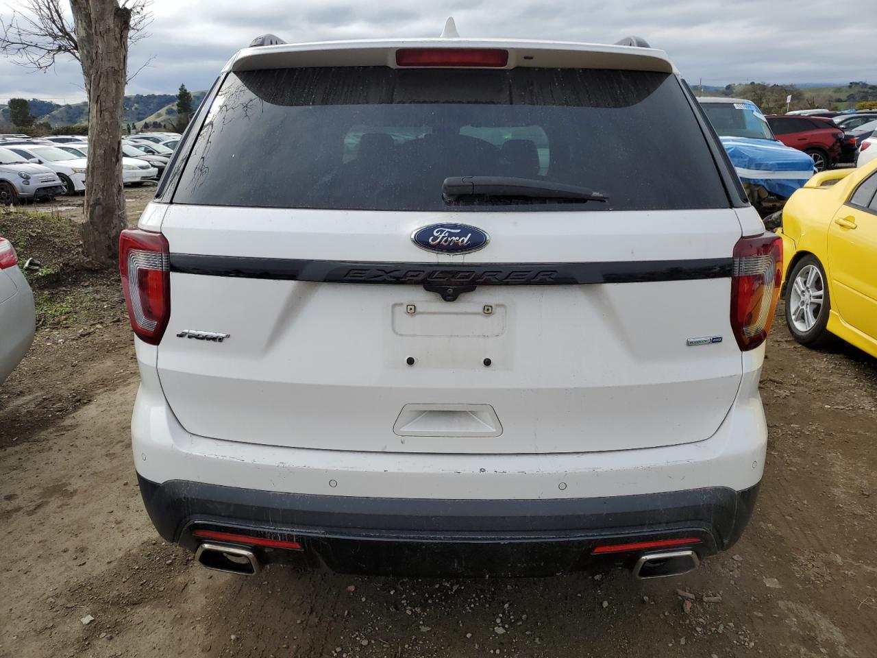 2017 Ford Explorer - Image 6