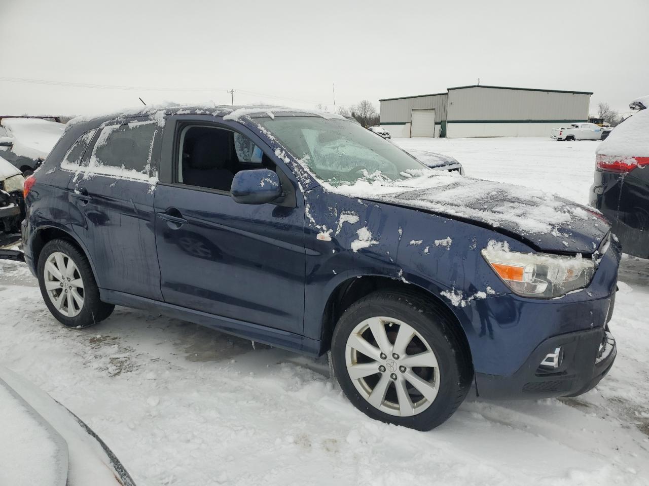 2012 Mitsubishi Outlander - Image 4