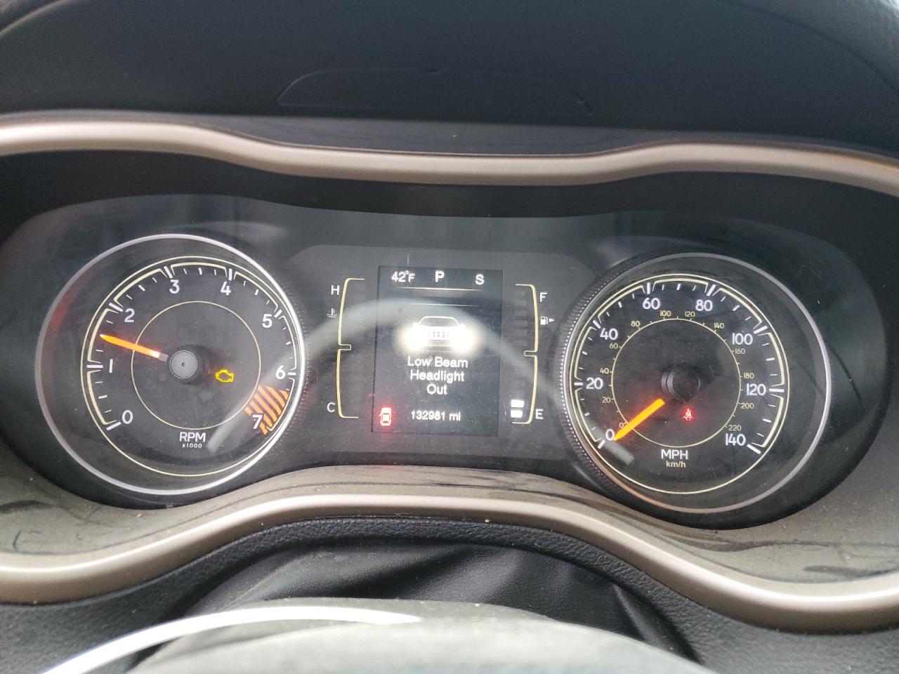 2015 Jeep Grand Cherokee - Image 9