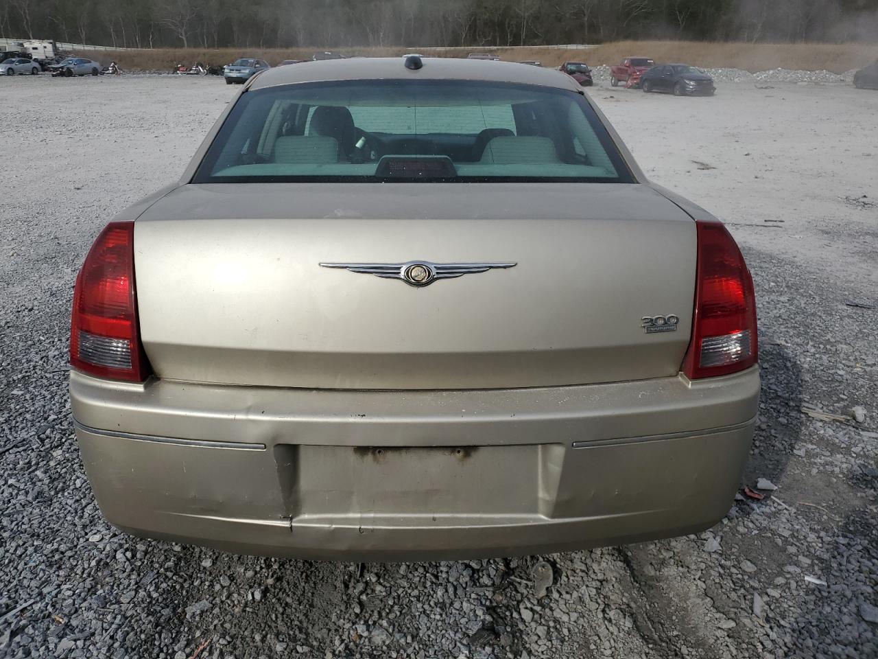 2006 Chrysler 300 - Image 6