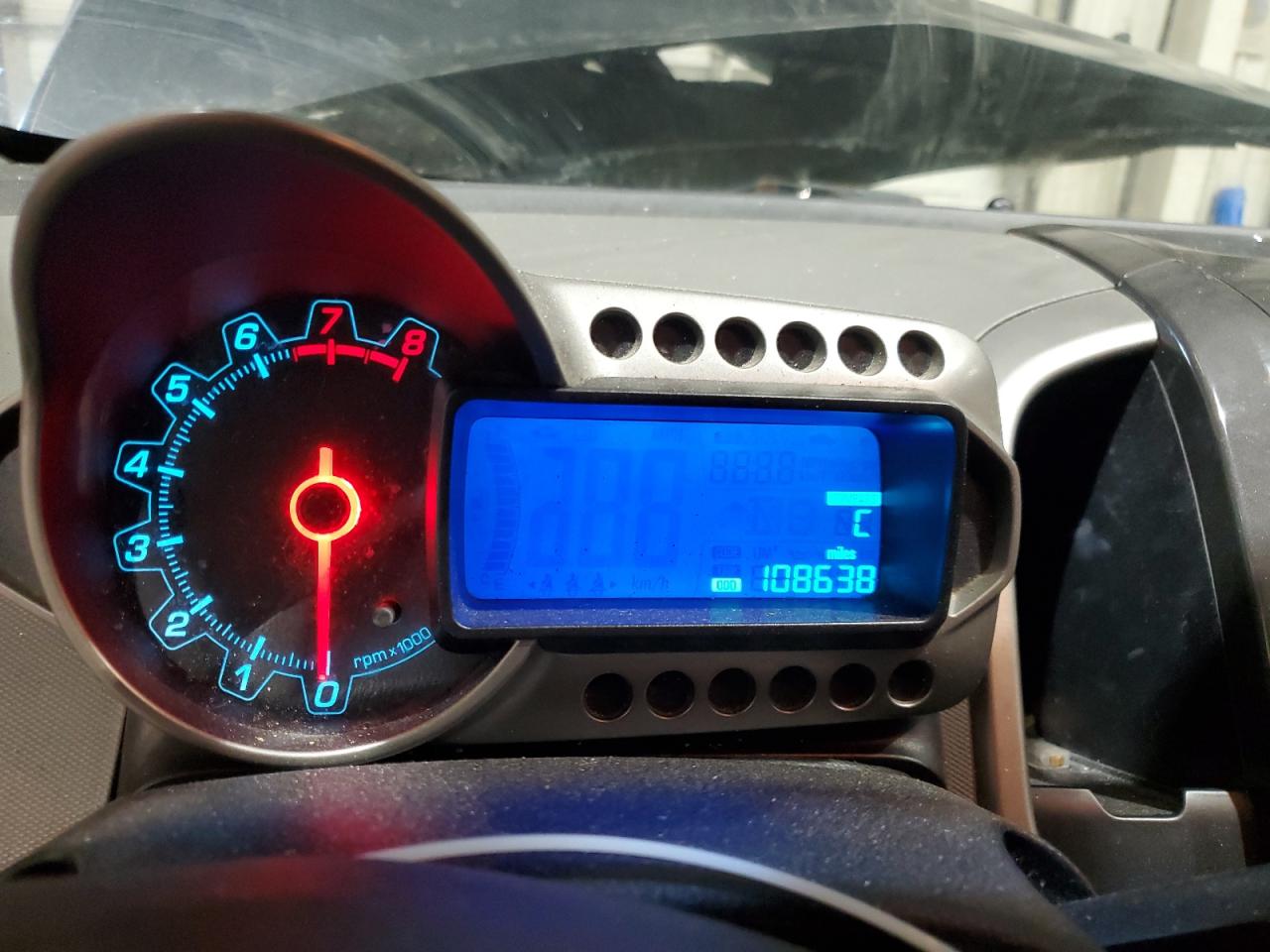 2015 Chevrolet Sonic - Image 9