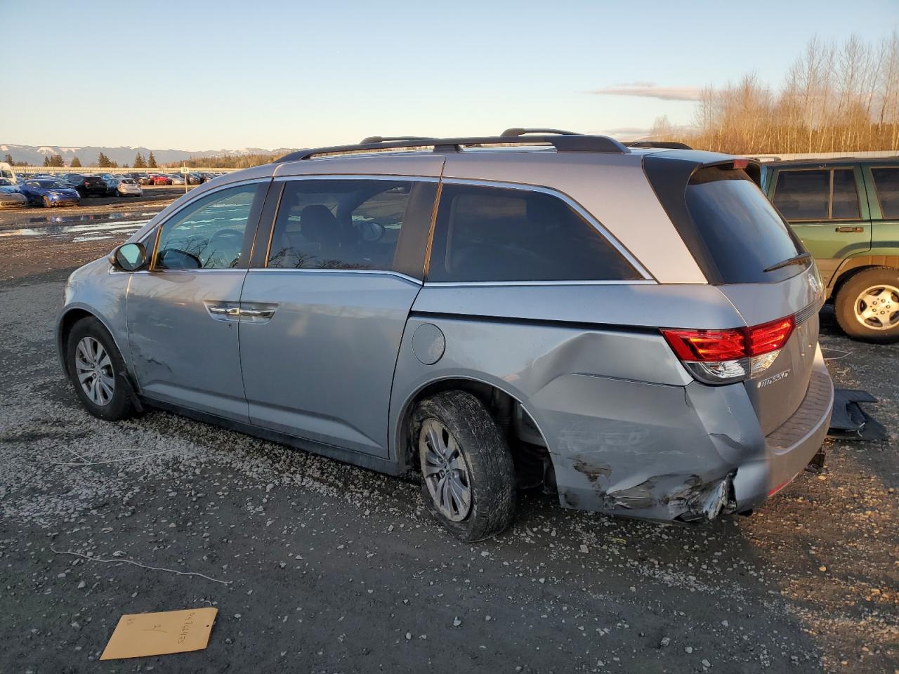 2017 Honda Odyssey - Image 2