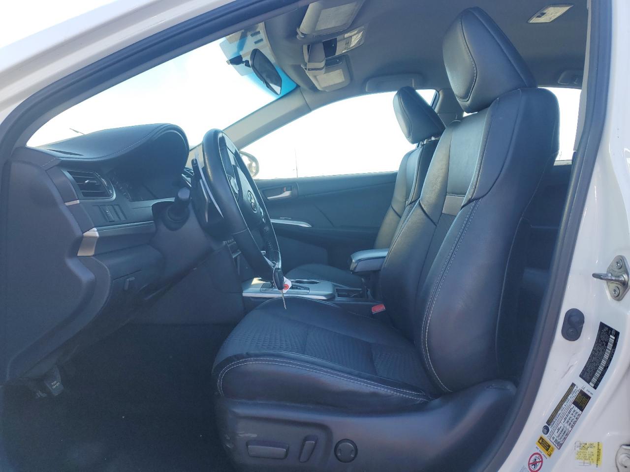 2014 Toyota Camry - Image 7