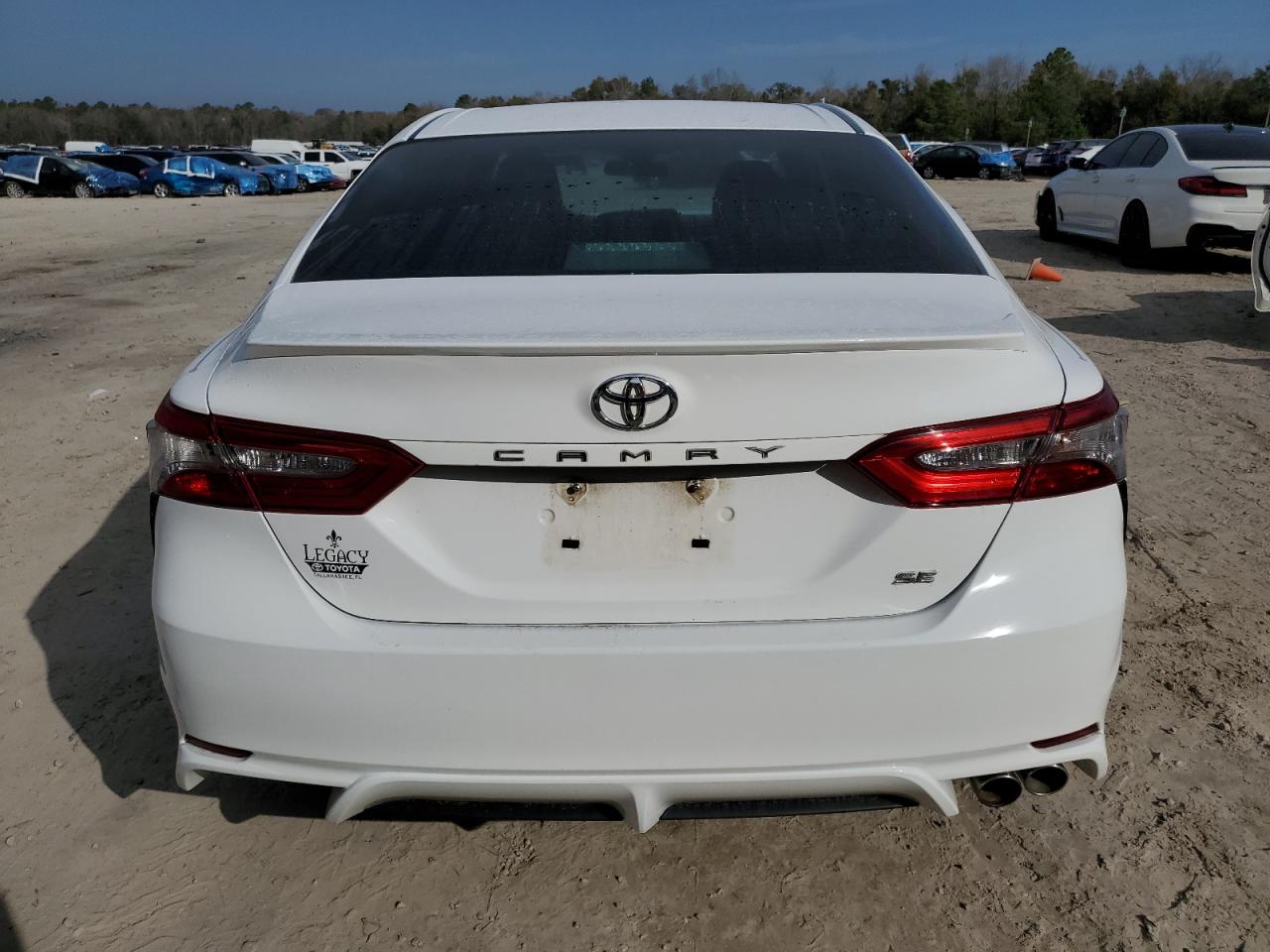 2018 Toyota Camry - Image 6