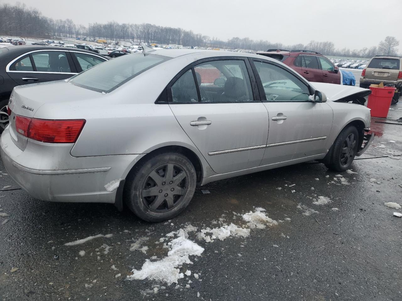 2009 Hyundai Sonata - Image 3