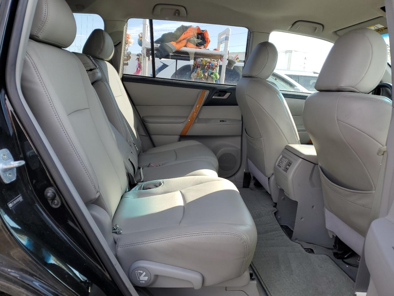 2008 Toyota Highlander - Image 11