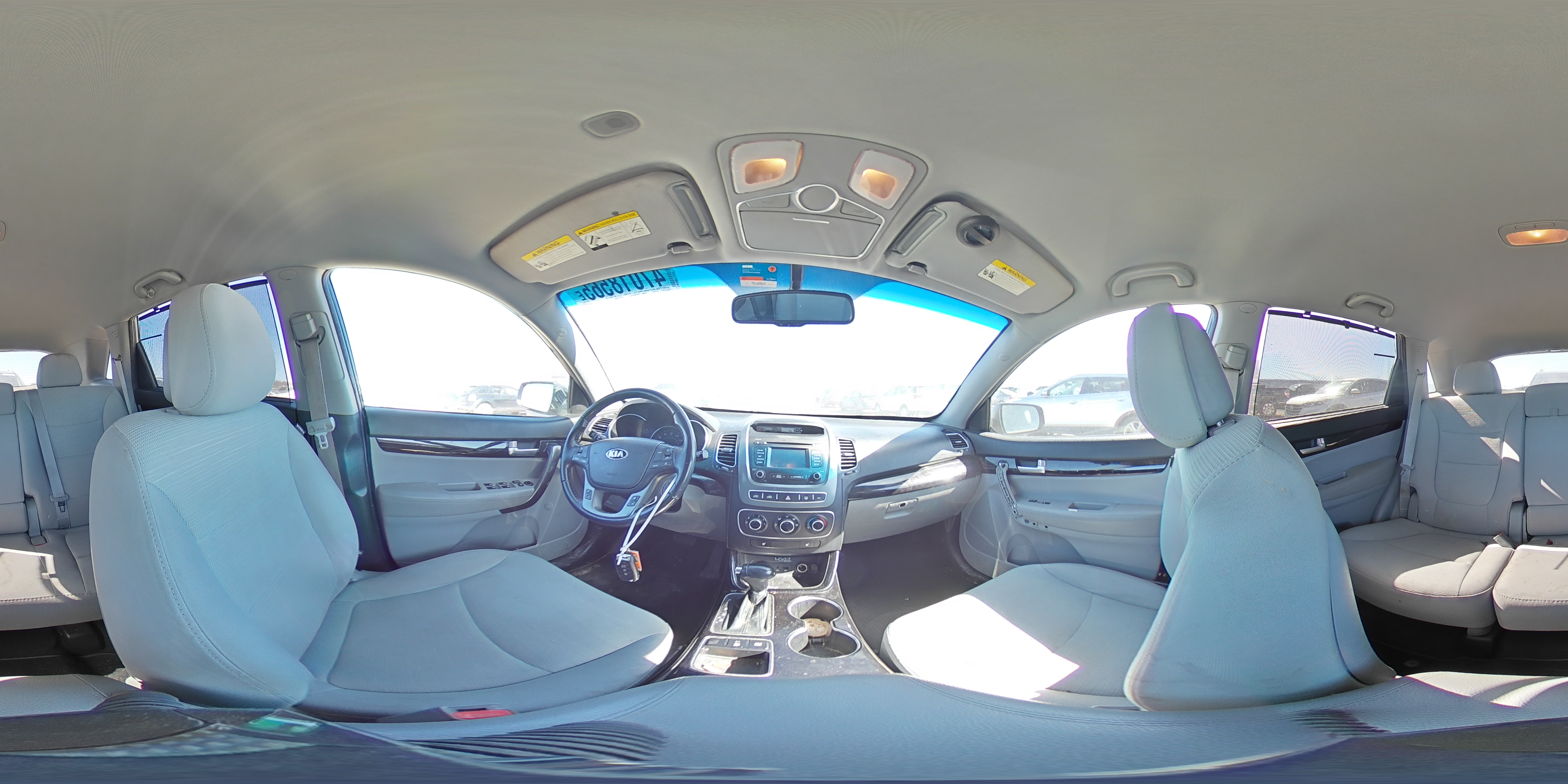 2014 Kia Sorento - Image 14