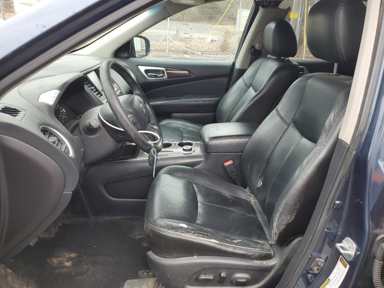 2014 Nissan Pathfinder - Image 7