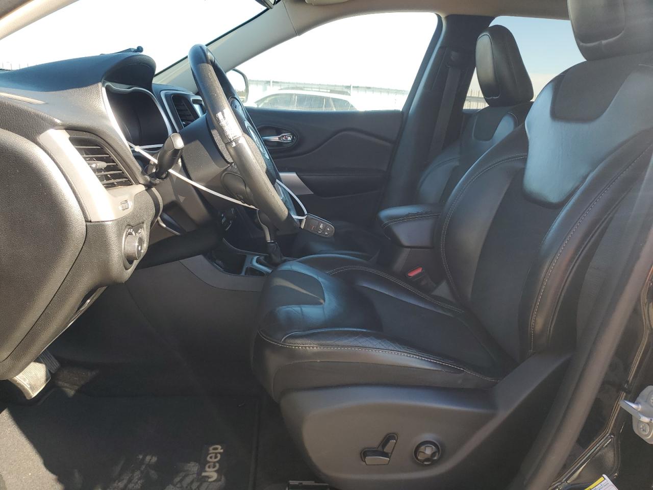 2018 Jeep Grand Cherokee - Image 7