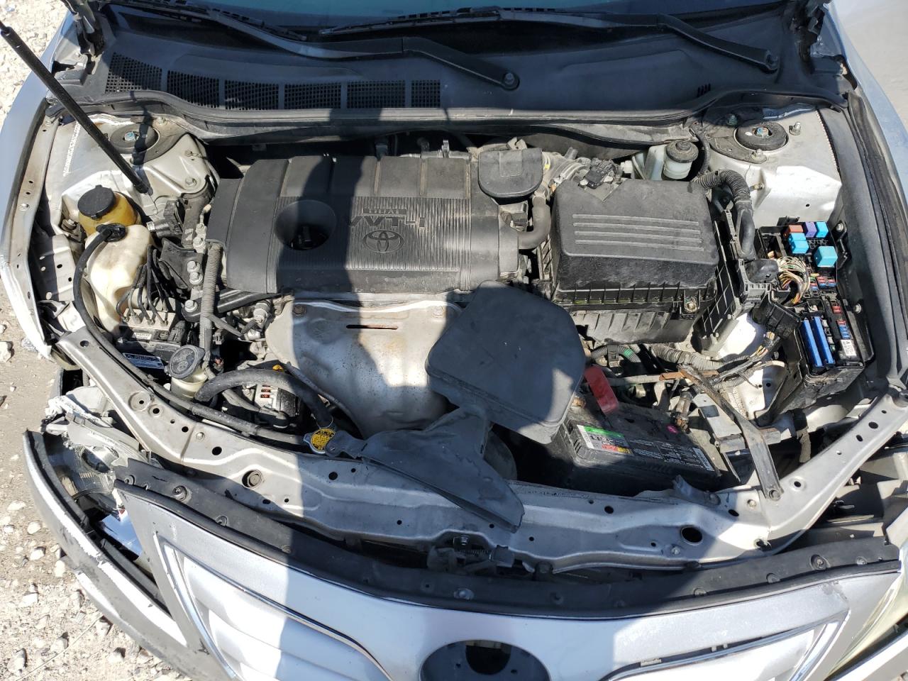 2010 Toyota Camry - Image 11