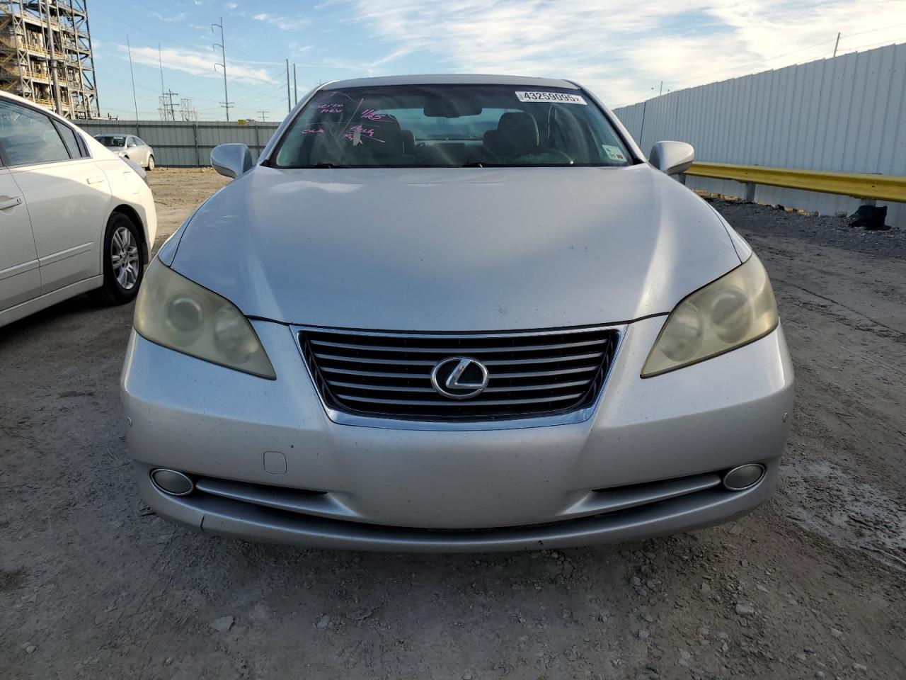2009 Lexus ES - Image 5