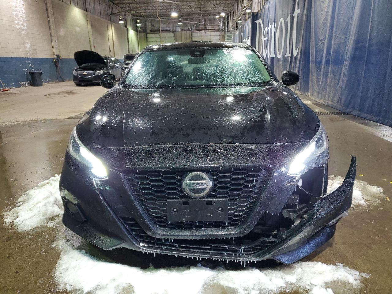 2022 Nissan Altima - Image 5