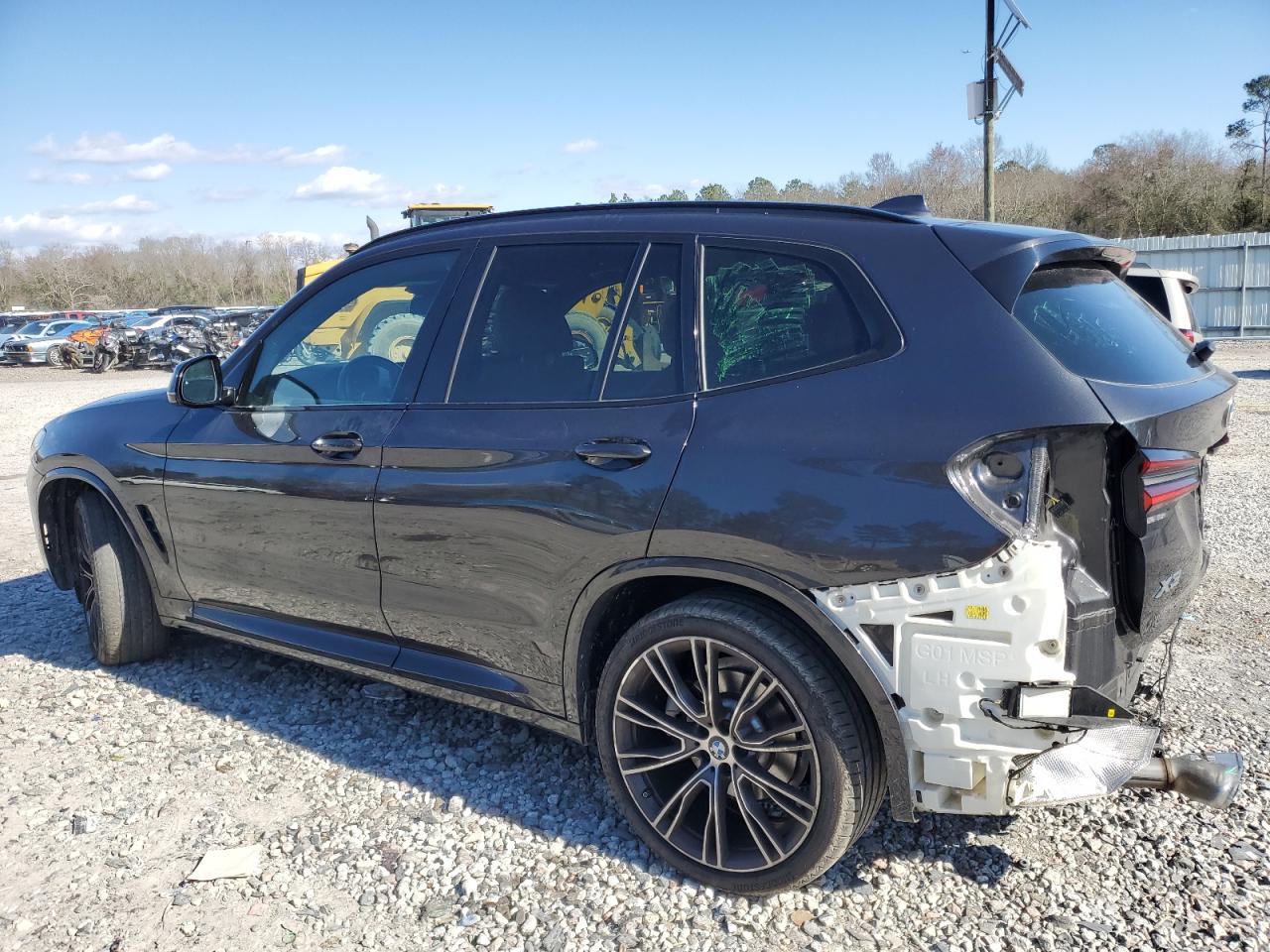 2022 BMW X3 - Image 2