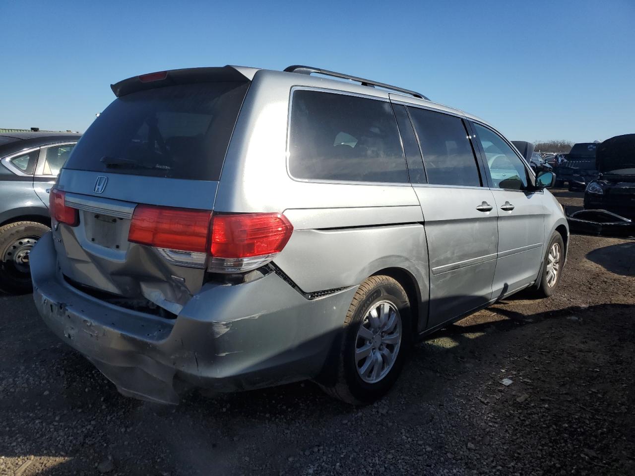 2010 Honda Odyssey - Image 3