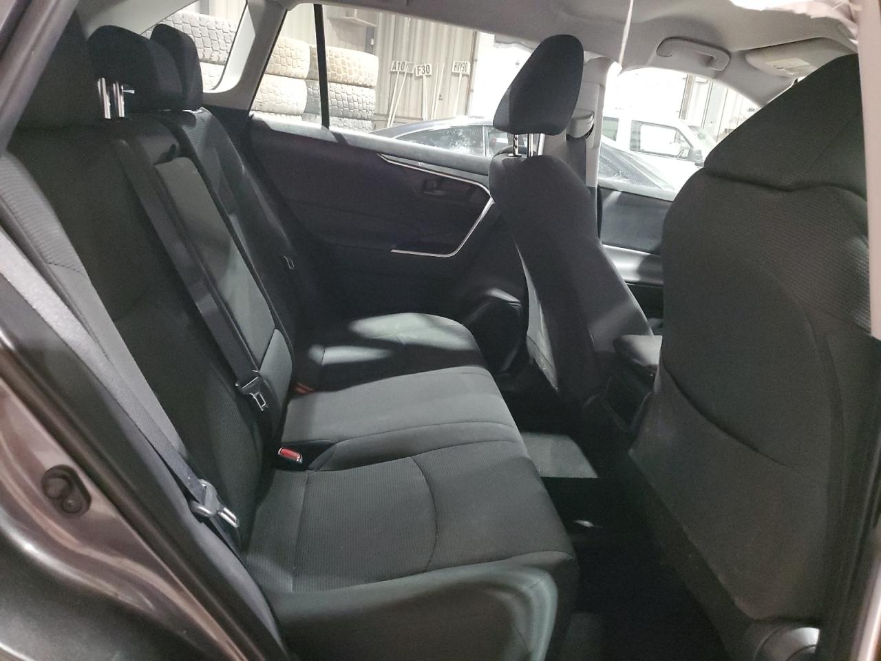 2021 Toyota RAV 4 - Image 11