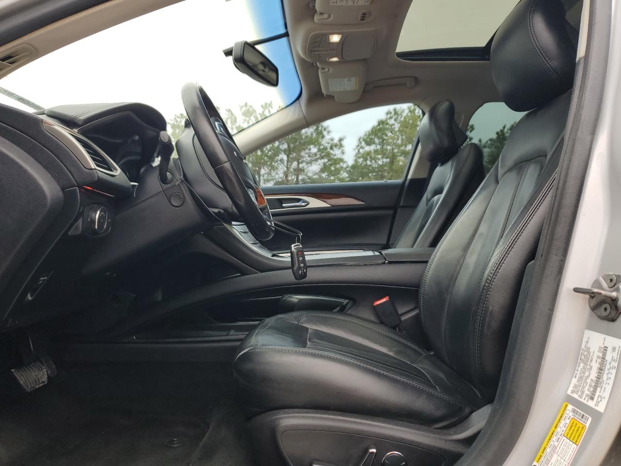 2016 Lincoln MKZ - Image 7