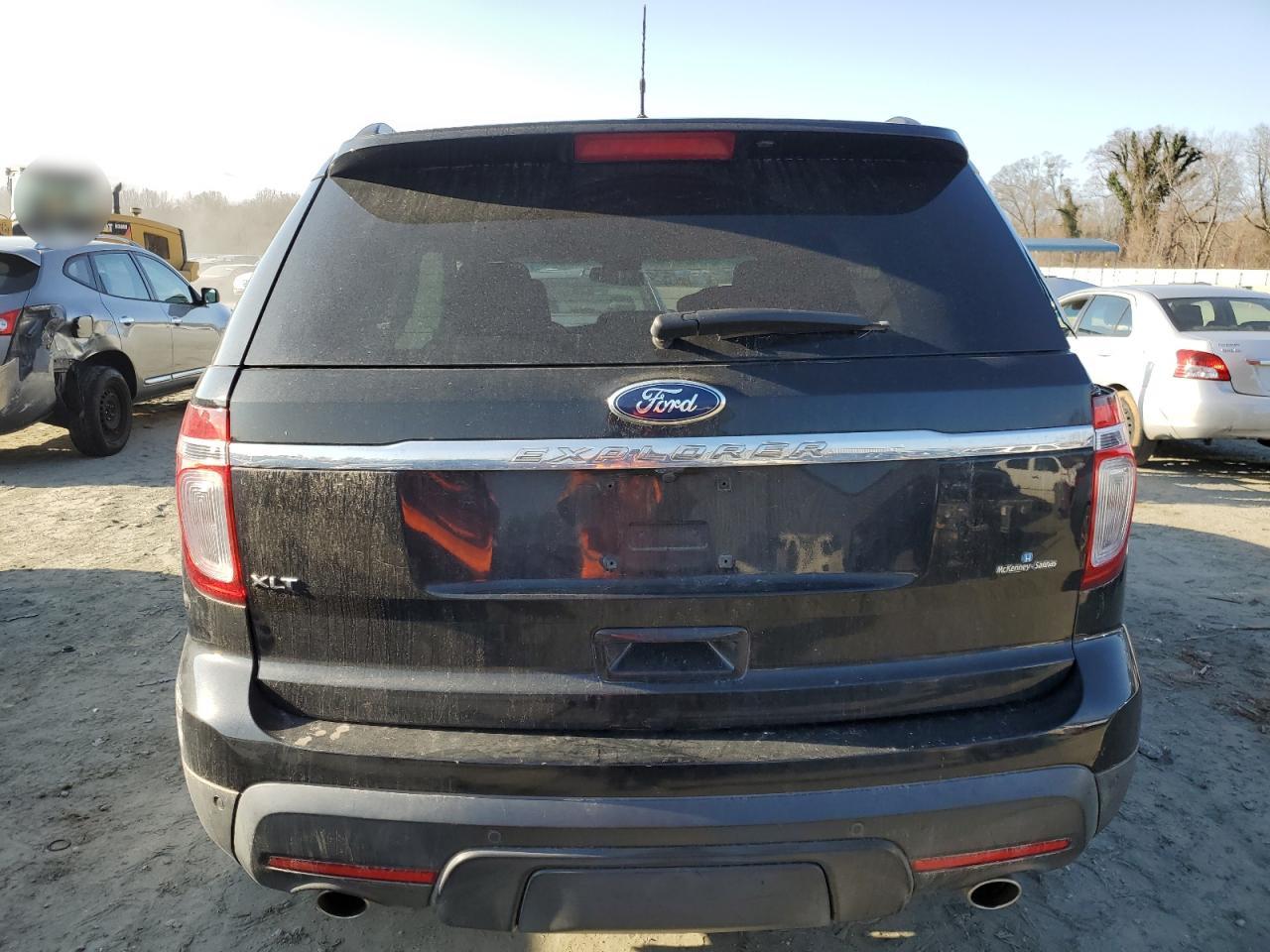 2012 Ford Explorer - Image 6
