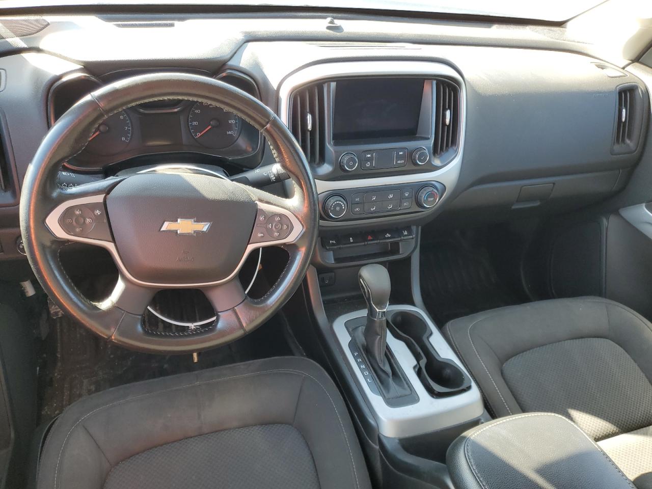 2022 Chevrolet Colorado - Image 8