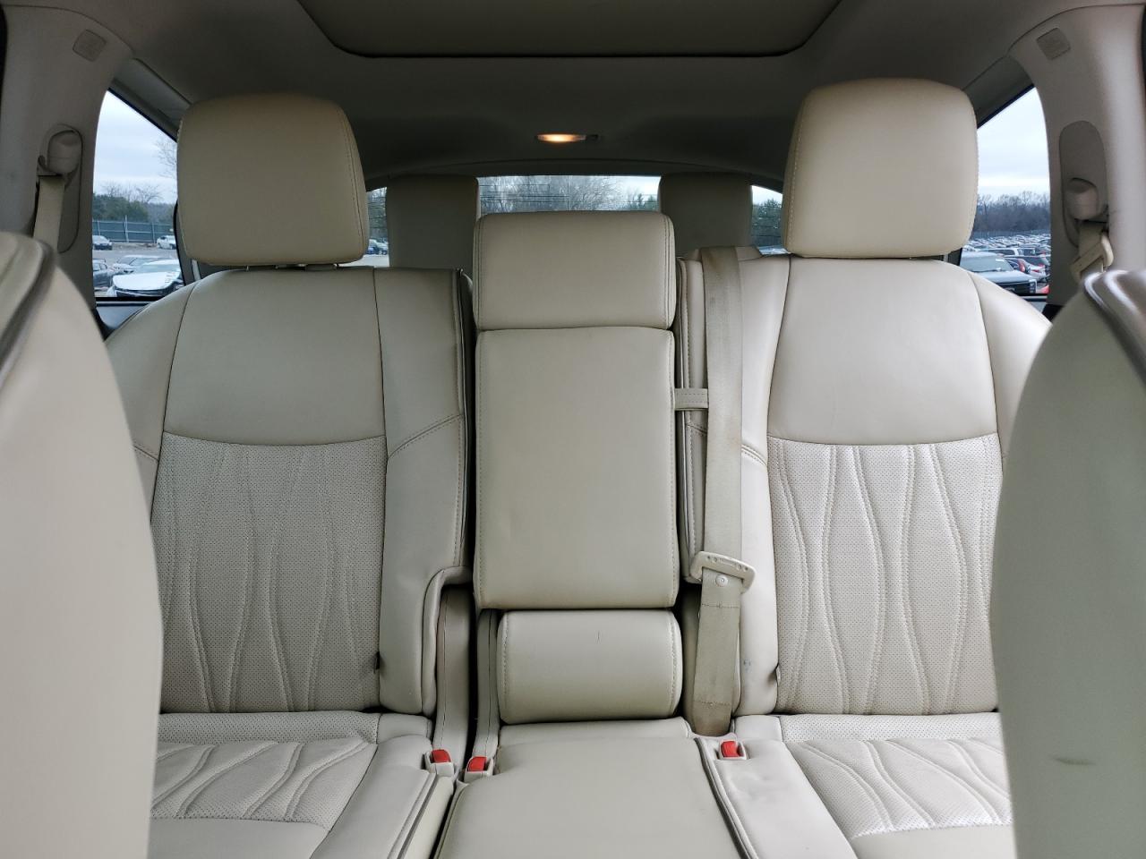 2016 Infiniti QX60 - Image 10