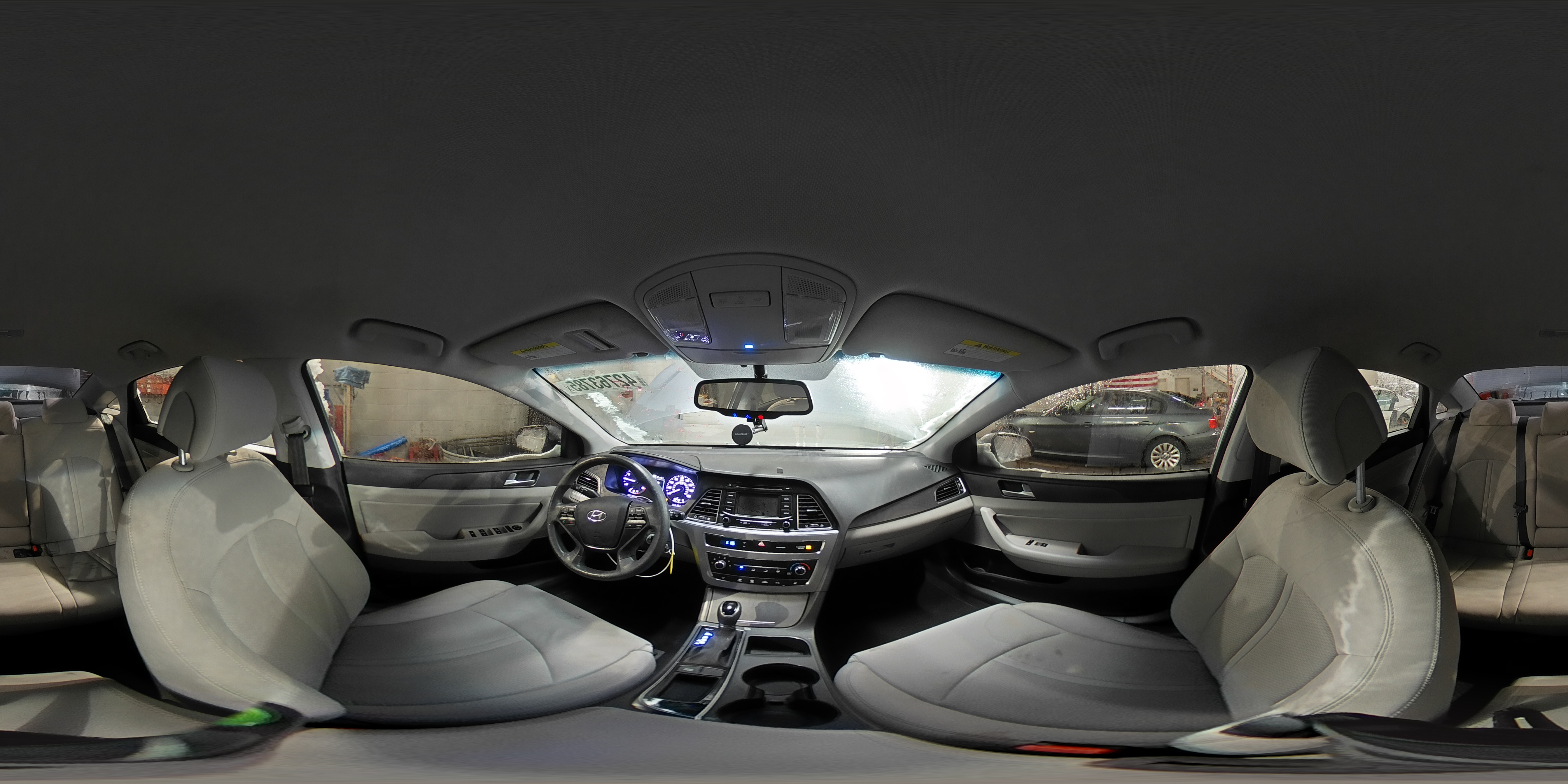 2015 Hyundai Sonata - Image 14