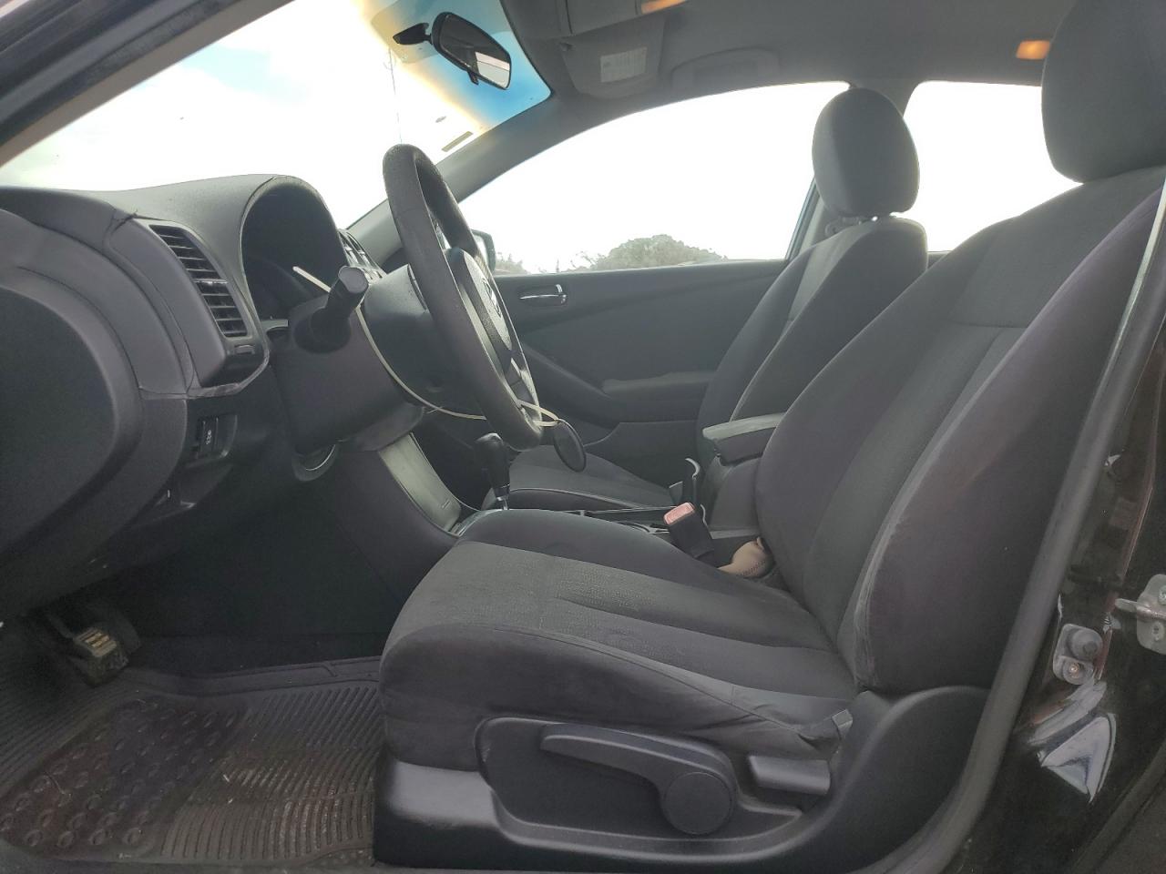 2012 Nissan Altima - Image 7