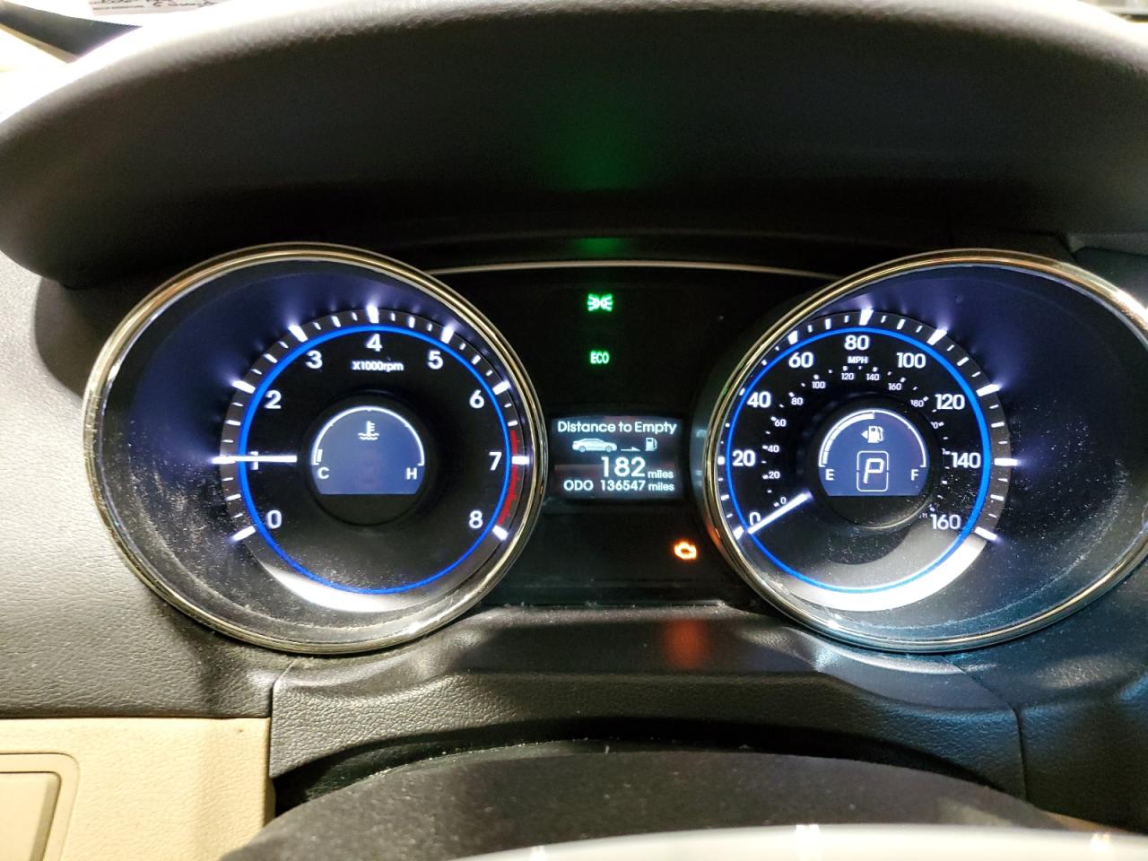 2013 Hyundai Sonata - Image 9