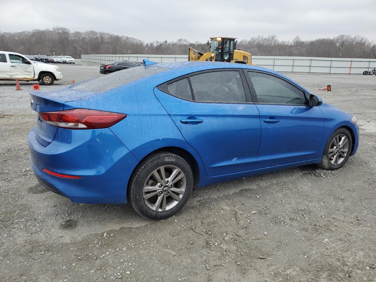 2018 Hyundai Elantra - Image 3