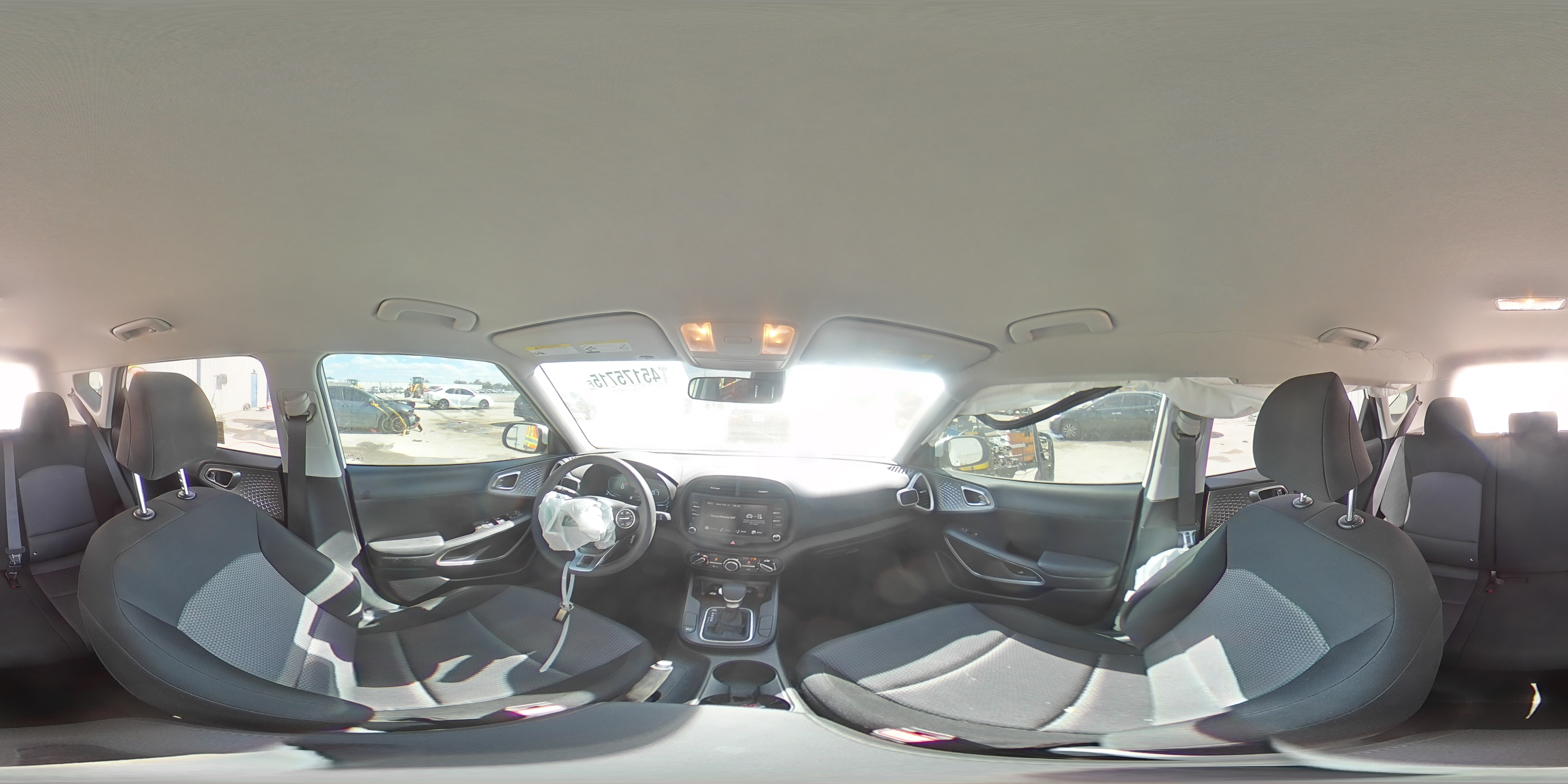 2025 Kia Soul - Image 15