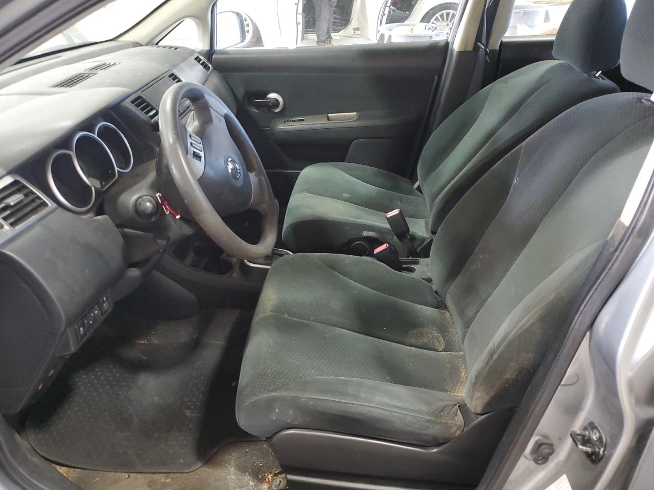 2011 Nissan Versa - Image 7