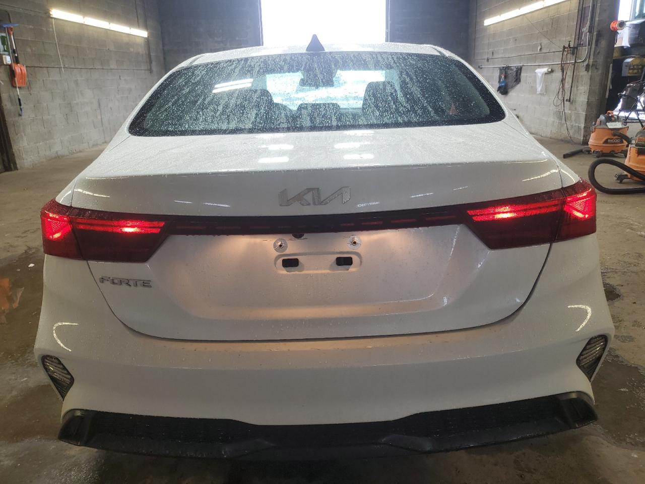 2024 Kia Forte - Image 6