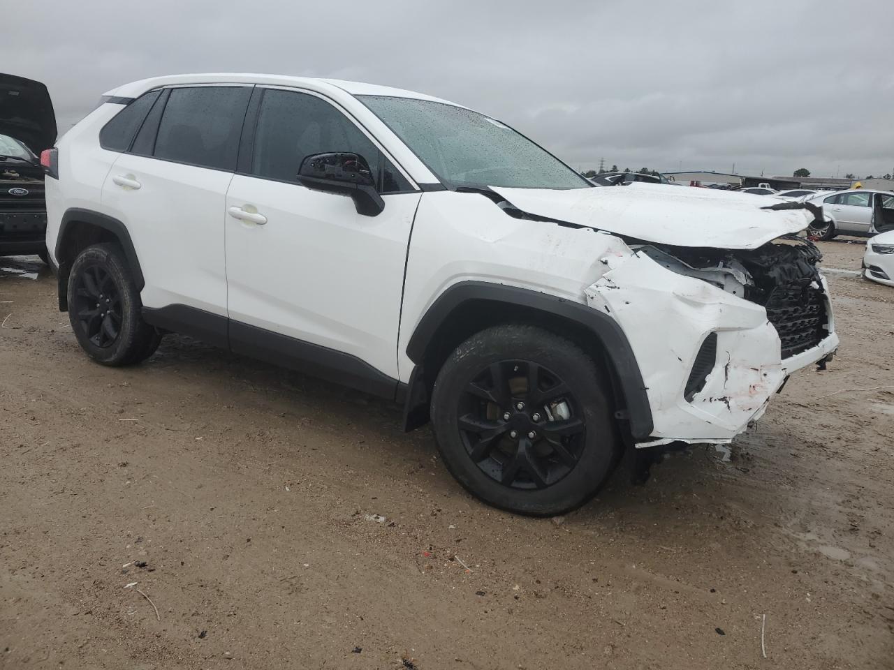 2024 Toyota RAV 4 - Image 4
