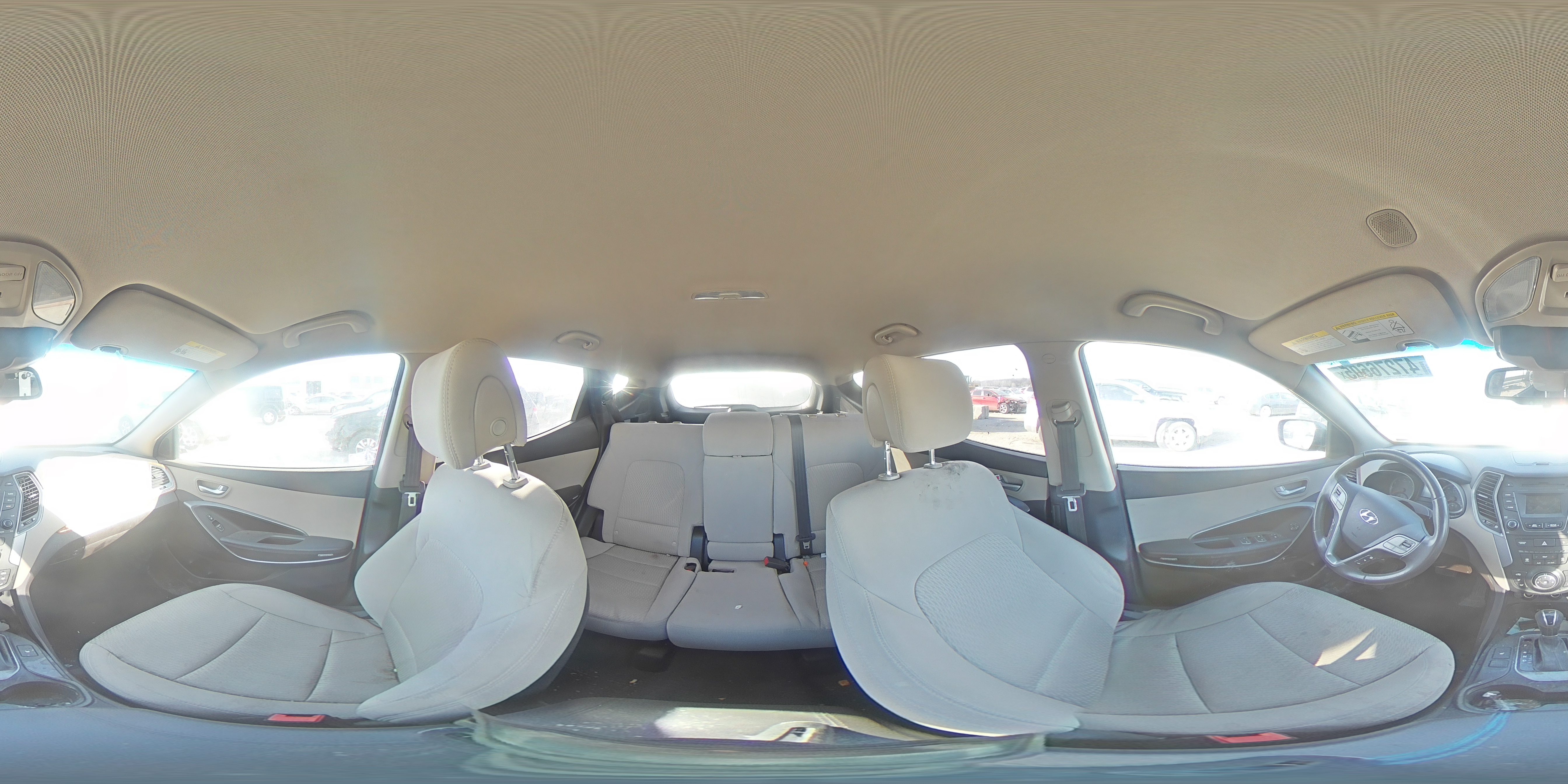2014 Hyundai Santa Fe - Image 14