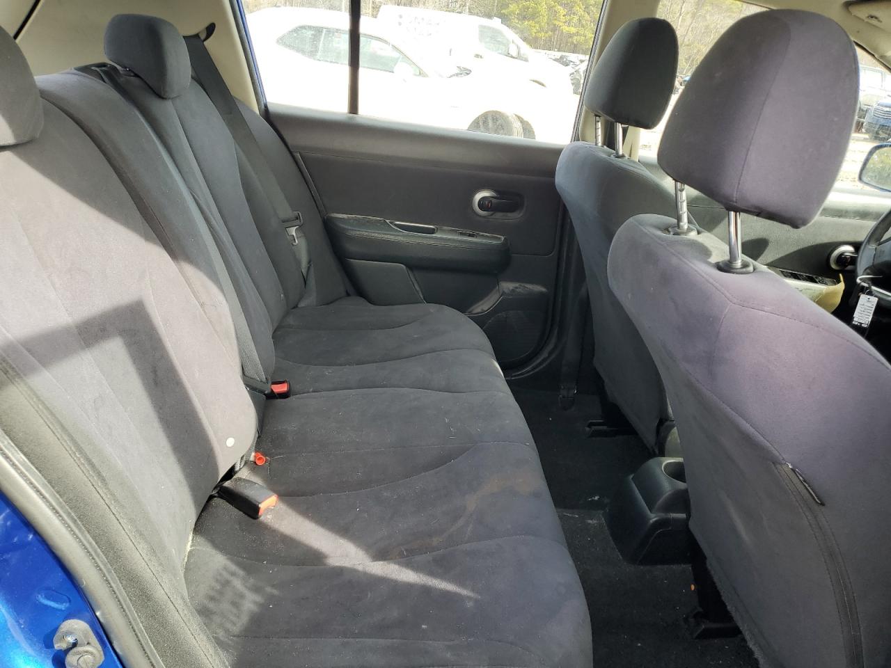 2009 Nissan Versa - Image 10