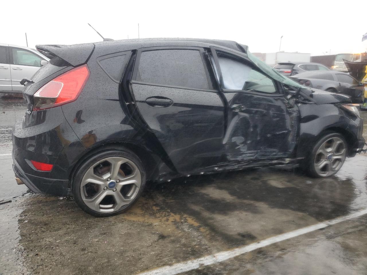 2016 Ford Fiesta - Image 3