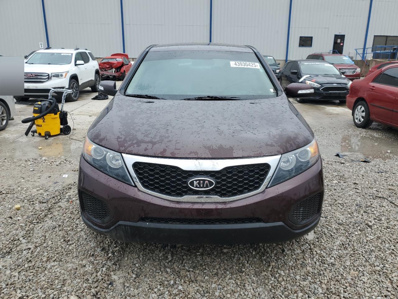 2012 Kia Sorento - Image 5