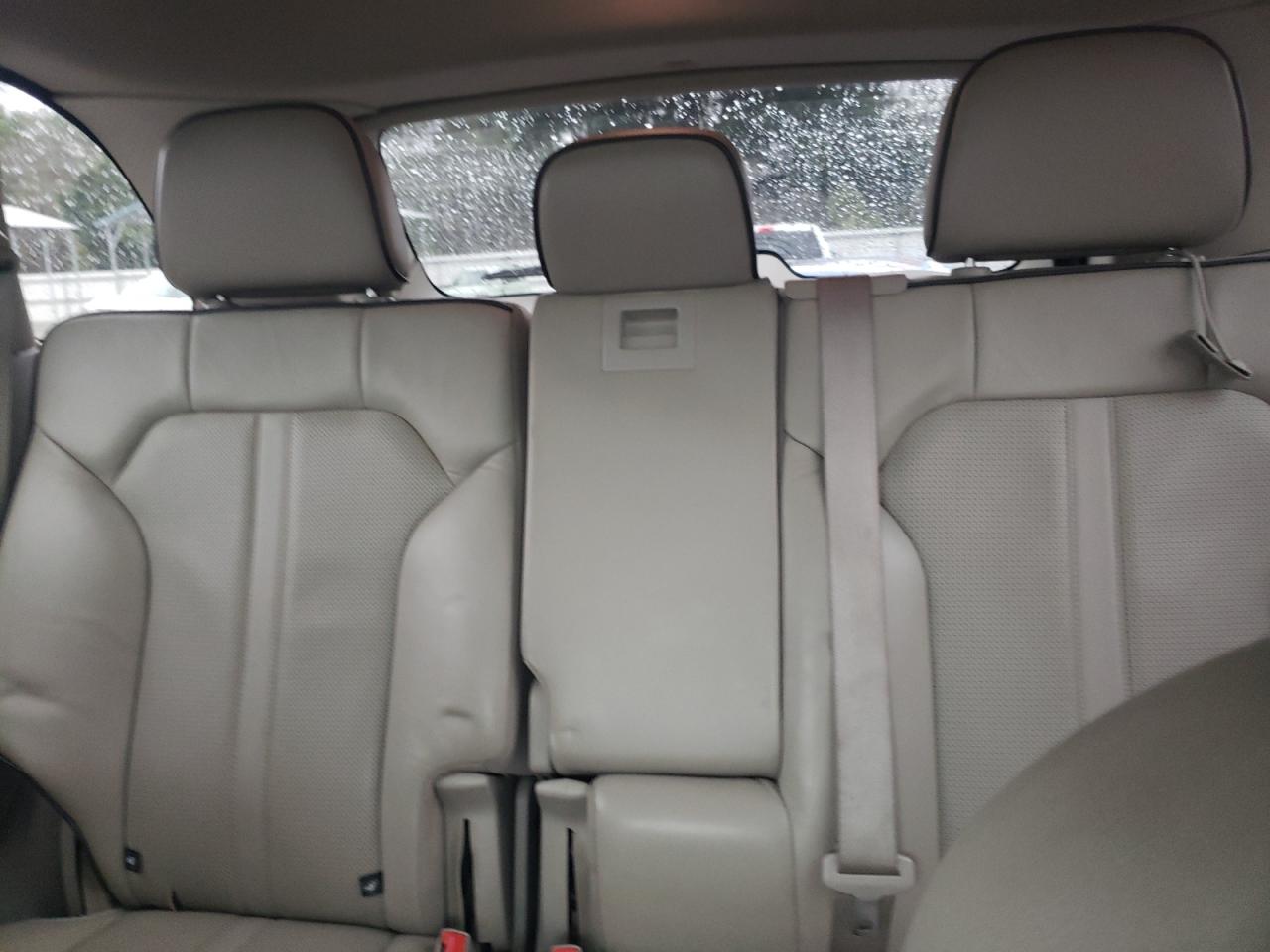 2013 Lincoln MKX - Image 10