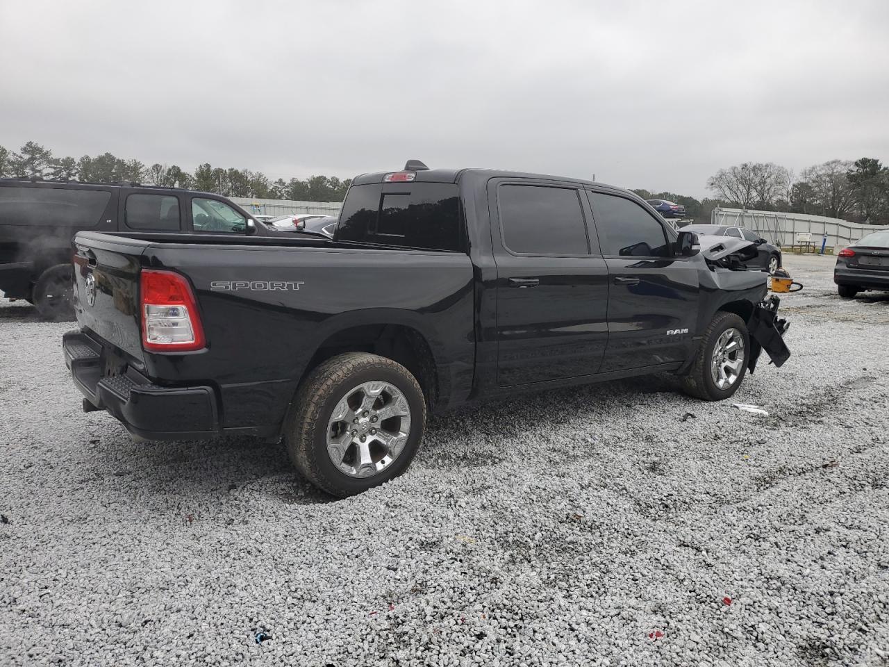 2021 RAM 1500 - Image 3