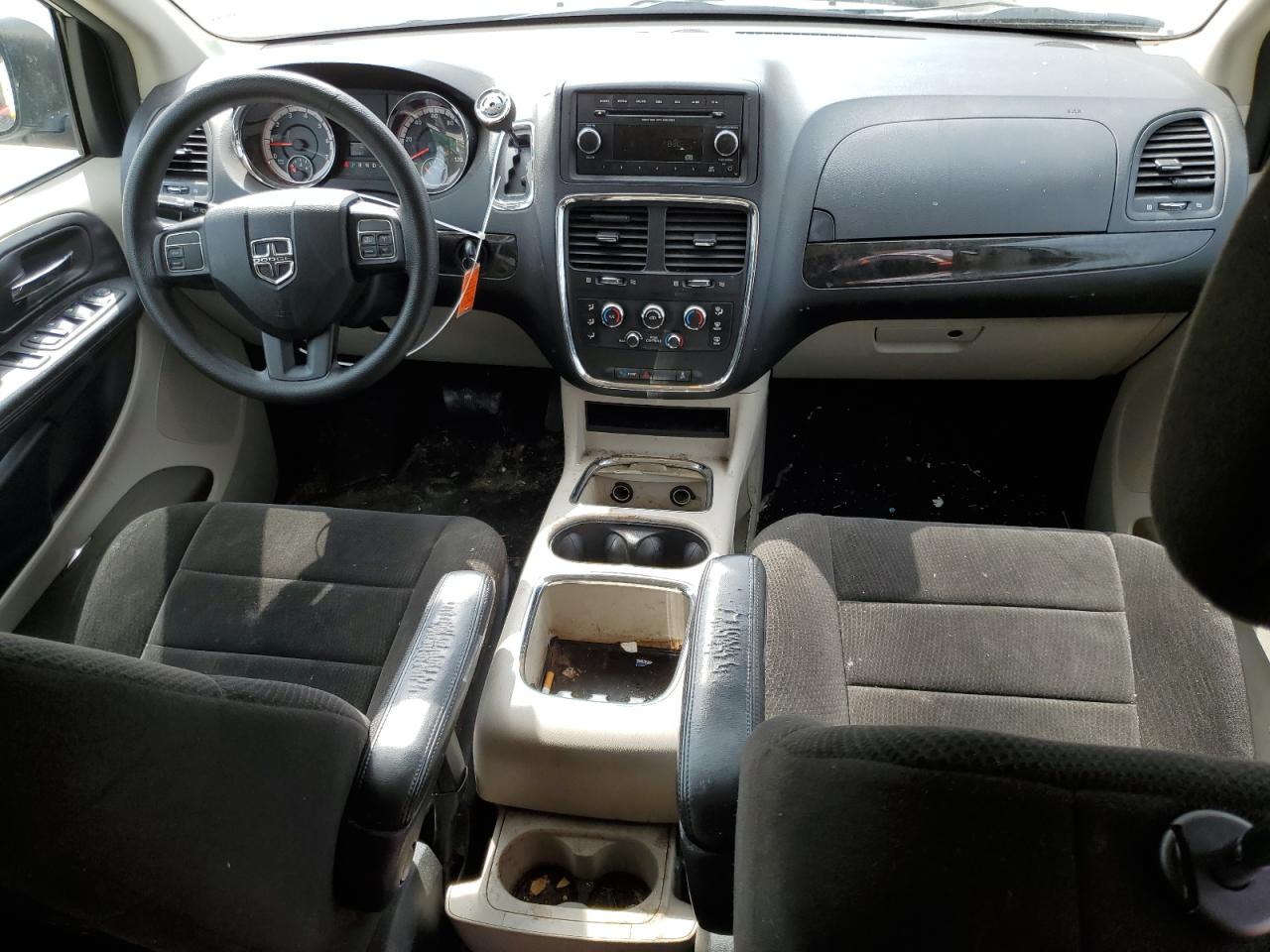 2013 Dodge Caravan - Image 8
