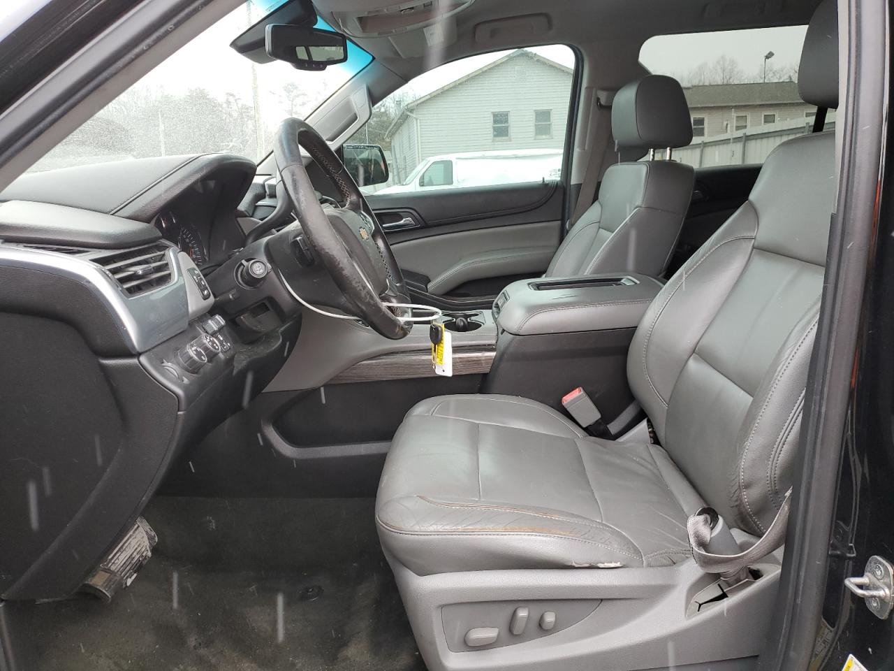 2015 Chevrolet Suburban - Image 7