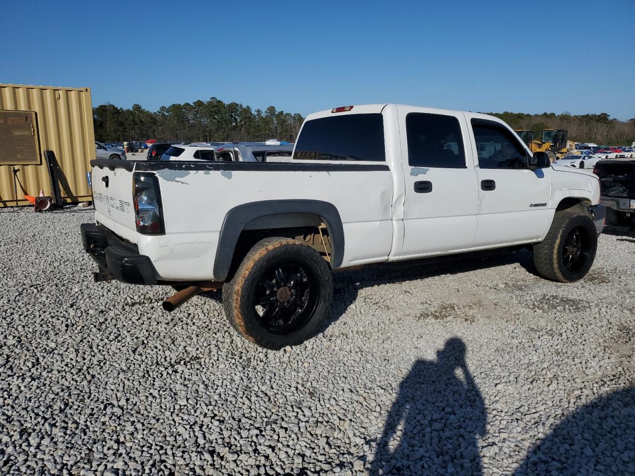 2006 Chevrolet Silverado - Image 3