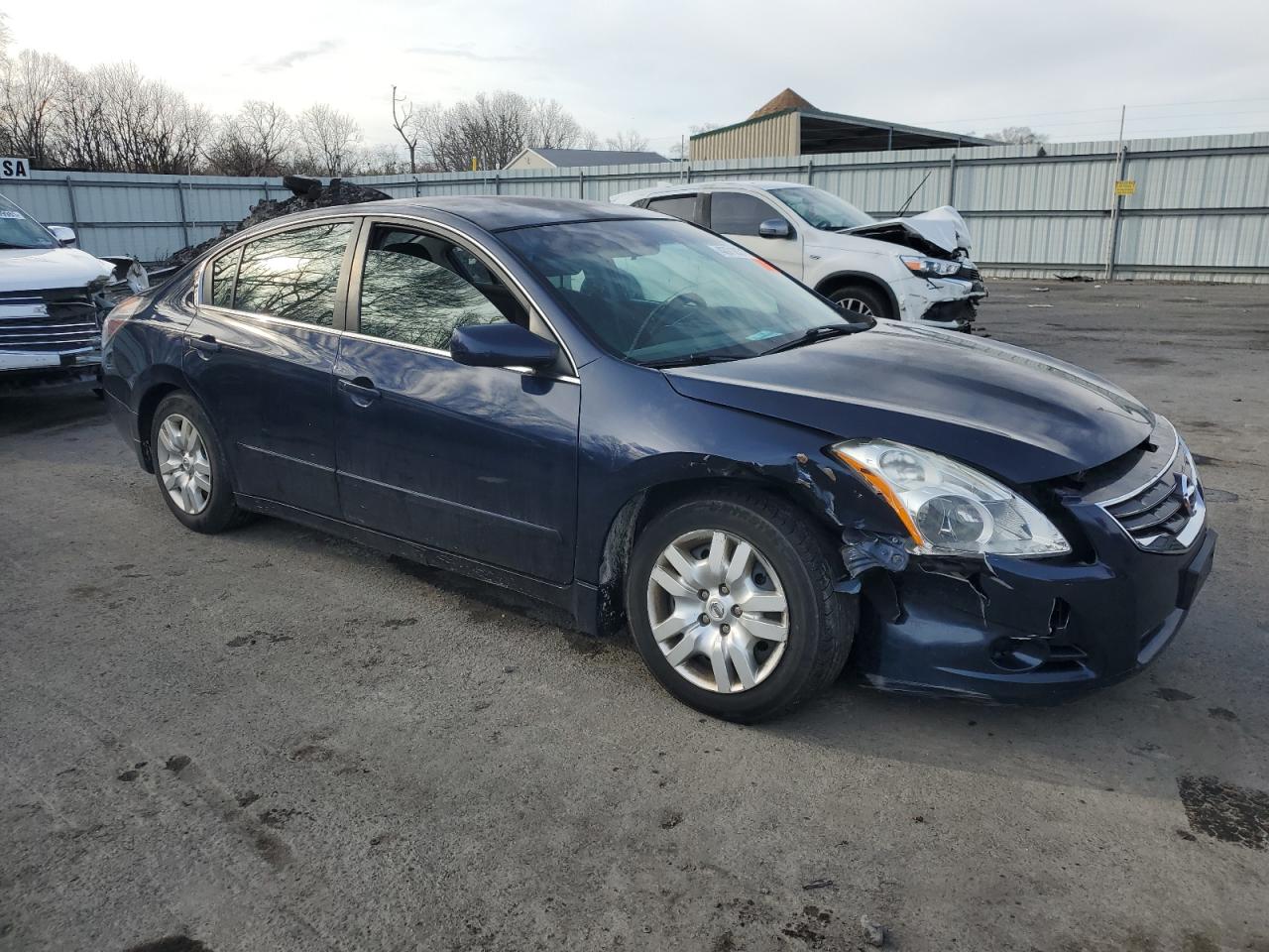 2010 Nissan Altima - Image 4