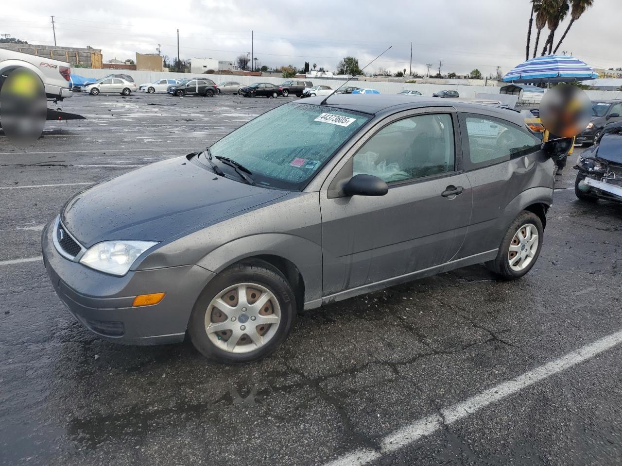 2005 Ford Focus - Image 1