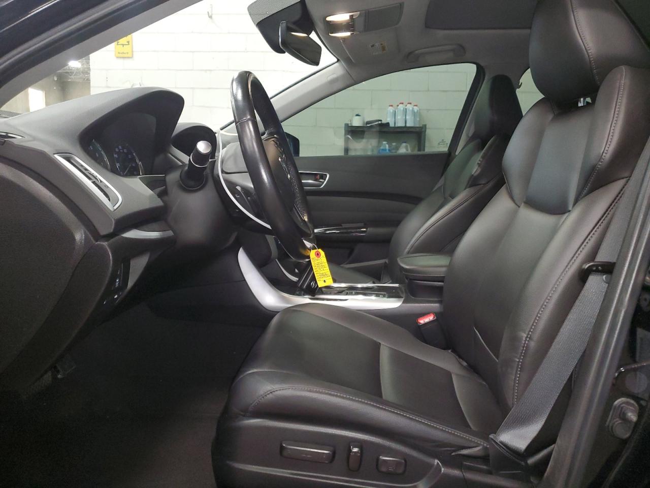 2020 Acura TLX - Image 7