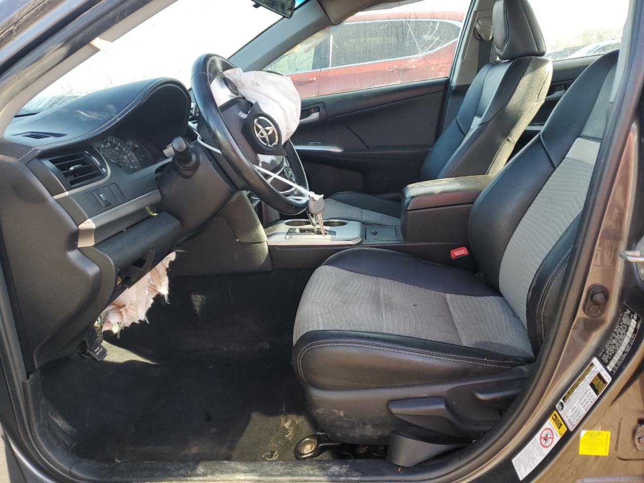 2014 Toyota Camry - Image 7