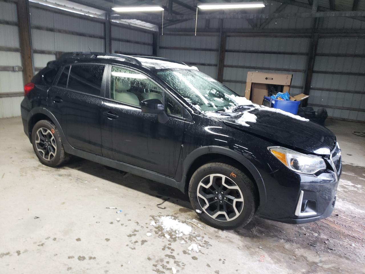 2016 Subaru XV - Image 4