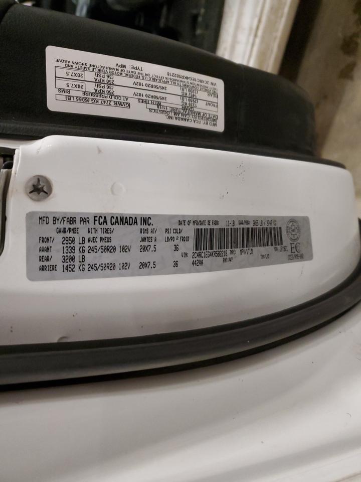 2019 Chrysler Pacifica - Image 14