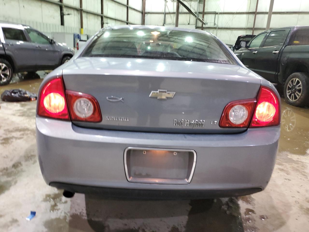 2009 Chevrolet Malibu - Image 6