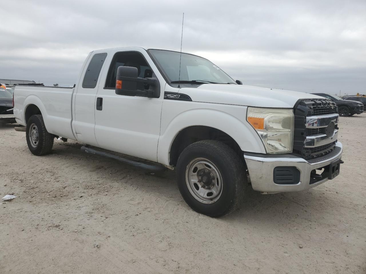 2011 Ford F250 - Image 4