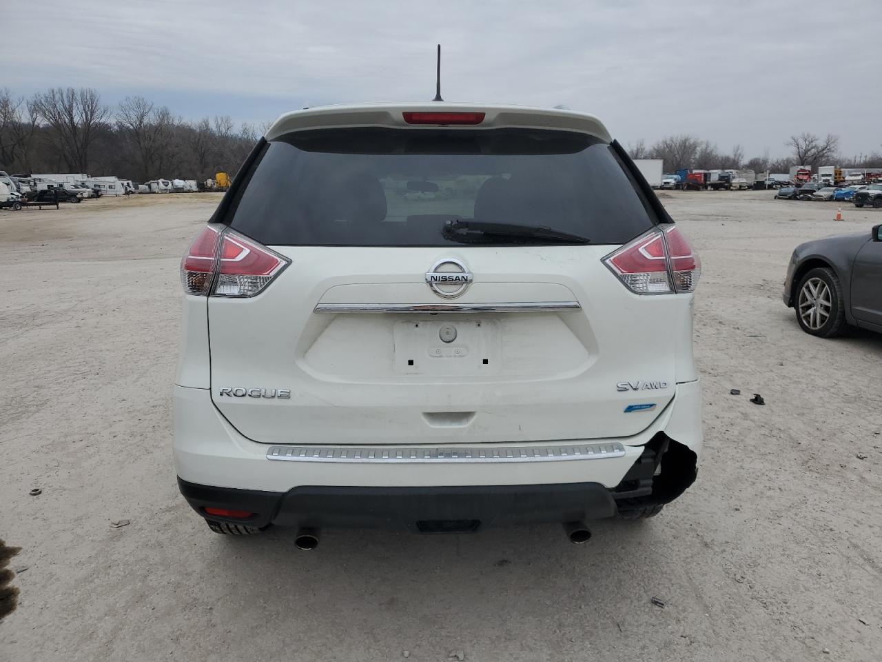 2014 Nissan Rogue - Image 6