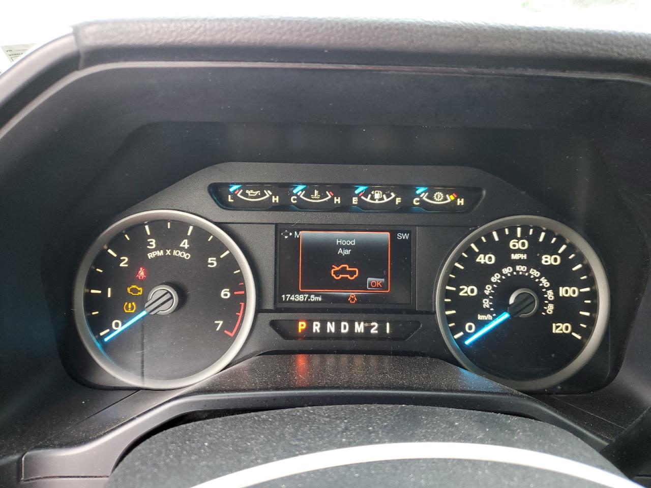 2016 Ford F-150 - Image 9